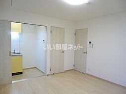 オコナ 305 3階1Kのリビング/ダイニング