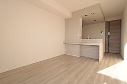 新潟県長岡市古正寺2丁目300番の賃貸アパート 2階1LDKのリビング/ダイニング