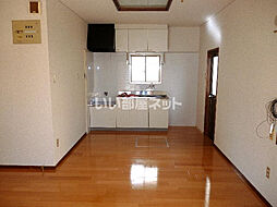 西本住宅 3 1階3LDKのリビング/ダイニング