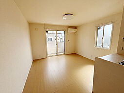 グランジェ　II 103 1階1LDKのリビング/ダイニング