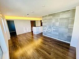 クリソベリル 402 4階2LDKのリビング/ダイニング