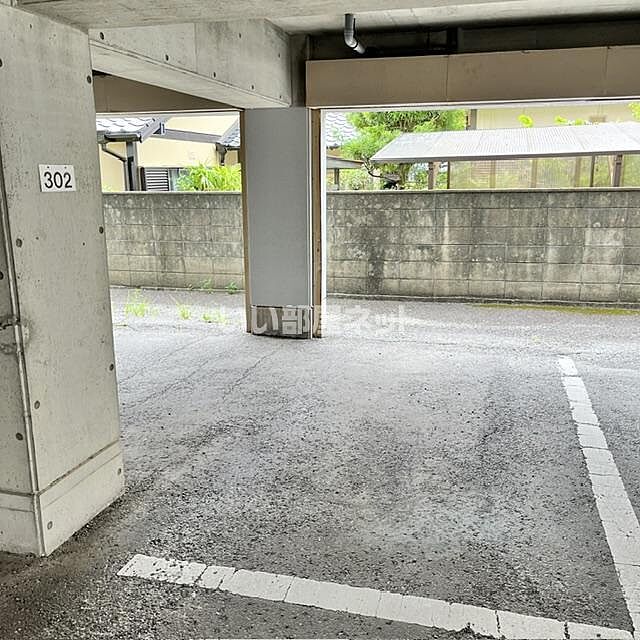 5 / 11
