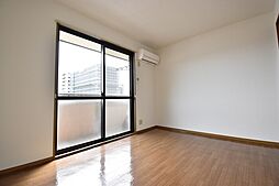 コウジィーコート前川 305 3階2DKのリビング/ダイニング