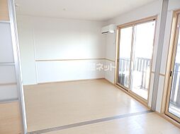 エミネンス上野中 105 1階1LDKのリビング/ダイニング