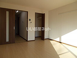 グランハイツ栄町 105 1階1Kのリビング/ダイニング