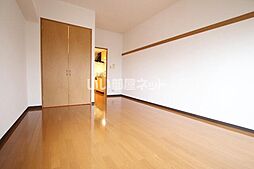 コスモス大里 408 4階1Kのリビング/ダイニング