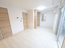 シェルフ宮丸　B棟 102 1階ワンルームのリビング/ダイニング