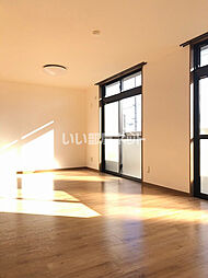 ルネスガーデン 202 2階3LDKのリビング/ダイニング