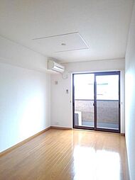 ウイン　フォート　レジデンスII 102 1階1LDKのリビング/ダイニング