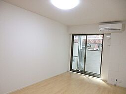 シャルマン唐橋南 102 1階1Kのリビング/ダイニング