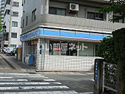 【コンビニエンスストア】ローソン鹿児島加治屋町店まで360ｍ