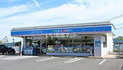 【コンビニエンスストア】ローソン伊万里市役所前店まで702ｍ