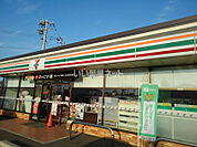 【コンビニエンスストア】セブンイレブン富の原2丁目店まで917ｍ