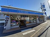 【コンビニエンスストア】ローソン 愛宕二丁目店まで555ｍ