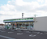 【コンビニエンスストア】ファミリーマート苅田若久町店まで1124ｍ