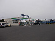 【コンビニエンスストア】ファミリーマート石森加賀野店まで1387ｍ