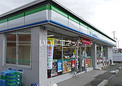 【コンビニエンスストア】ファミリーマート福島商業高校前まで738ｍ