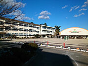 【小学校】豊川市立三蔵子小学校まで432ｍ