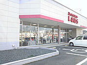 【その他】しまむらまで1587ｍ