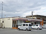 【コンビニエンスストア】セブンイレブン津市藤方北店まで631ｍ