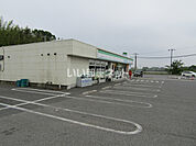 【コンビニエンスストア】ファミリーマート 茂原新小轡店まで872ｍ