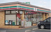 【コンビニエンスストア】セブンイレブン 津山高野本郷店まで924ｍ