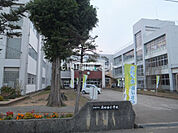 【小学校】上越市立高田西小学校まで1005ｍ