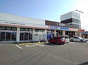 【ドラッグストア】ドラッグ新生堂御井町店まで164ｍ