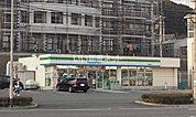 【コンビニエンスストア】ファミリーマート　小倉沼緑町店まで858ｍ
