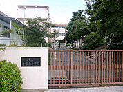 【小学校】小牧南小学校まで288ｍ