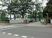 【中学校】柏市立柏中学校まで988ｍ