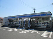 【コンビニエンスストア】ローソン　直方頓野店まで977ｍ