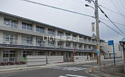 【小学校】湯浅町立湯浅小学校まで1057ｍ