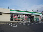 【コンビニエンスストア】ファミリーマート 名東牧の里店まで28ｍ