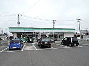 【コンビニエンスストア】ファミリーマート　若林荒井店まで94ｍ