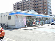 【コンビニエンスストア】ローソン 山形市立図書館前店まで860ｍ