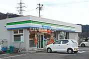 【コンビニエンスストア】ファミリーマート 大町合庁前店まで982ｍ