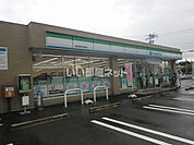 【コンビニエンスストア】ファミリーマート岐阜柳津本郷店まで724ｍ