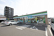 【コンビニエンスストア】ファミリーマート　小倉明和町店まで674ｍ