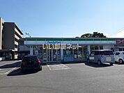 【コンビニエンスストア】ファミリーマート 亀山羽若店まで752ｍ