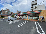 【コンビニエンスストア】セブンイレブン　小倉守恒店まで145ｍ