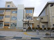 【中学校】砺波市立出町中学校まで1080ｍ
