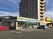 【コンビニエンスストア】ファミリーマート 鯖江新横江店まで590ｍ