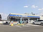 【コンビニエンスストア】ローソンふじみ野苗間店まで593ｍ