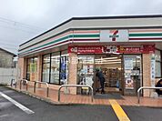 【コンビニエンスストア】セブンイレブン姫路西中島店まで159ｍ