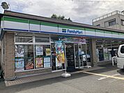 【コンビニエンスストア】ファミリーマート姫路玉地店まで125ｍ