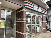【コンビニエンスストア】セブンイレブン 横浜反町駅前店まで785ｍ