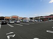 【スーパー】マルト SC滑川店まで678ｍ