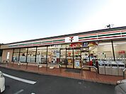 【コンビニエンスストア】セブンイレブン　防府長沢レーク店まで3267ｍ