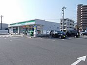 【コンビニエンスストア】ファミリーマート光虹ヶ丘店まで640ｍ